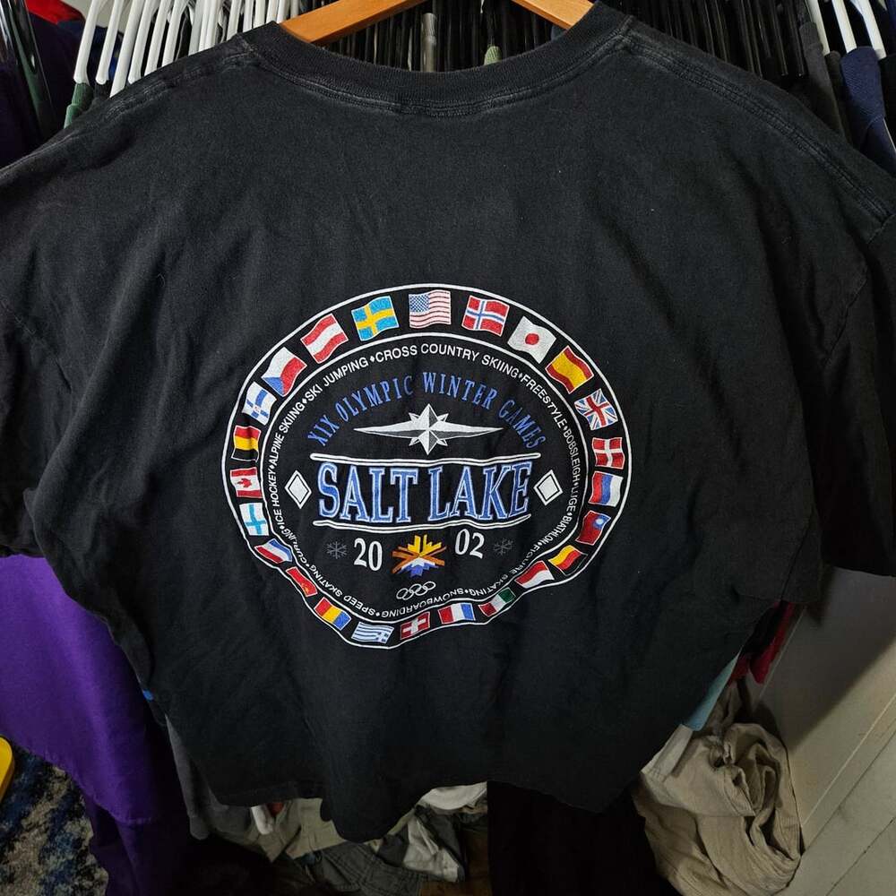Vintage 2002 Salt Lake Olympic Winter Games T-Shirt Black